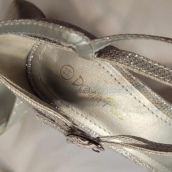 Dream Pairs Sparkle High Heels - Picture 5 of 8